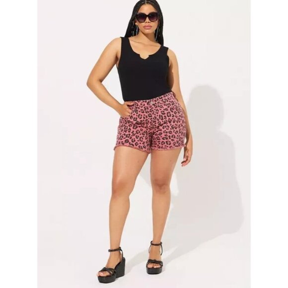Torrid Shorts High Rise Midi Denim Pink Leopard Fray Stretch - Picture 3 of 15